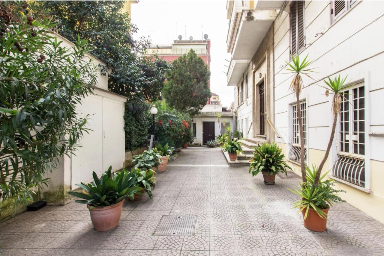 Welcome Dhome - Cozy Penthouse With St. Peter View Rome Luaran gambar